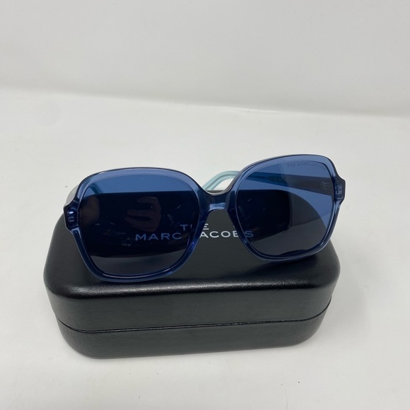 Women’s Marc Jacob’s Blue 526/S Sunglasses - Picture 5 of 8